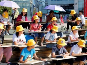 从课堂到自然 “童绘市南”少儿写生活动拉开序幕